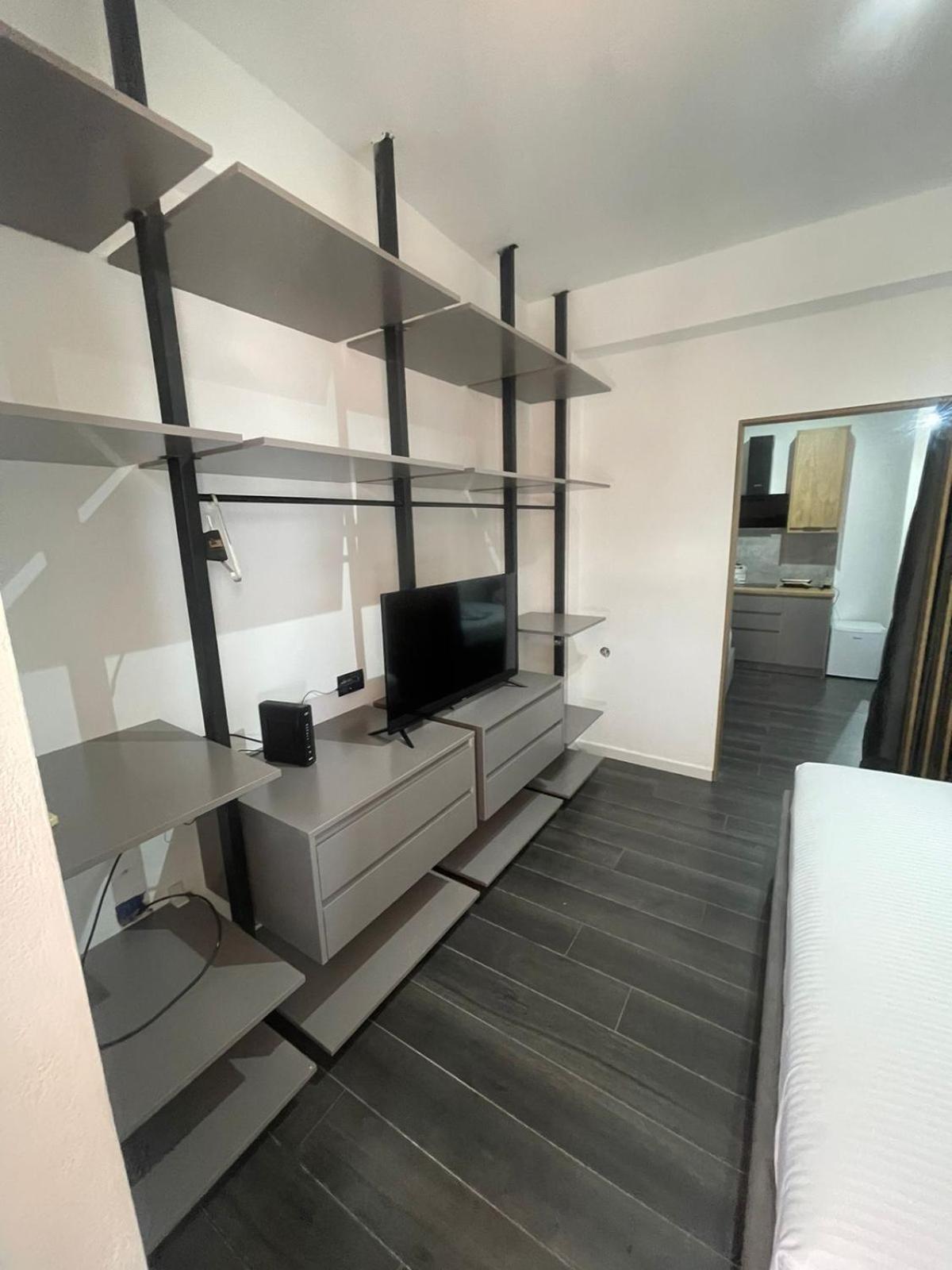 Aries Apartments Саранда Экстерьер фото