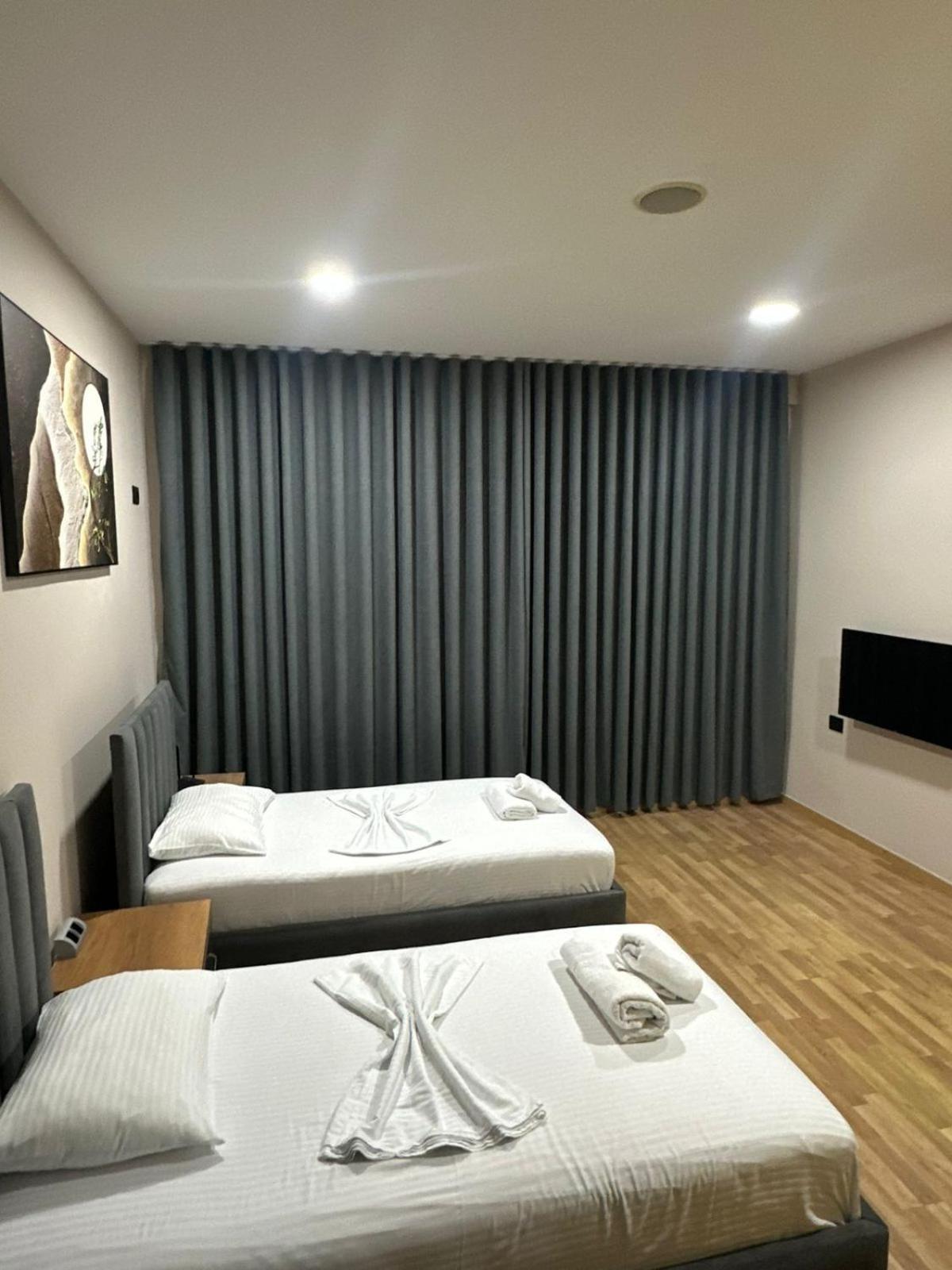 Aries Apartments Саранда Экстерьер фото